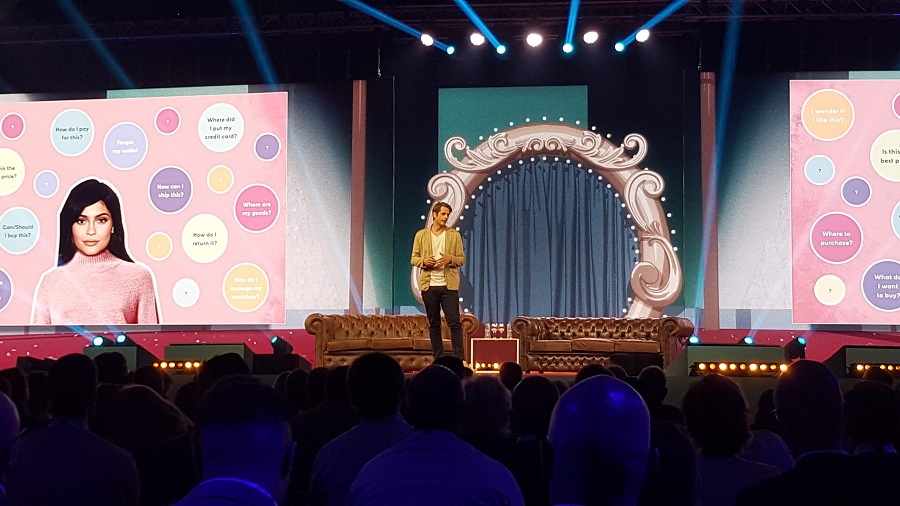 A Klarna vezetője előad a Money20/20 rendezvényen